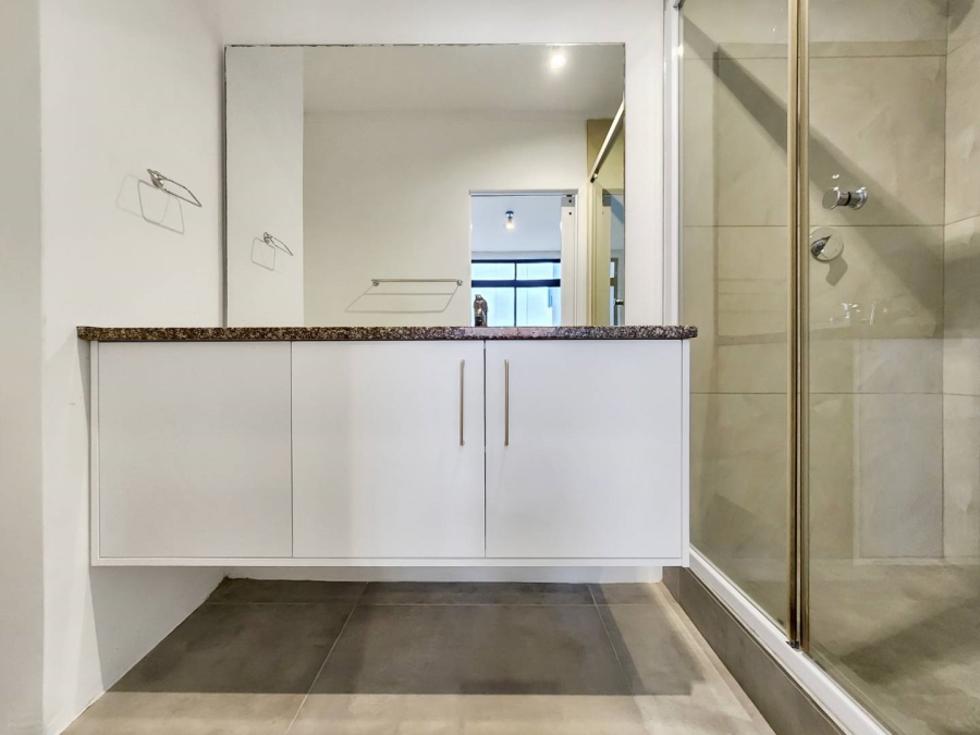 To Let 1 Bedroom Property for Rent in De Waterkant Western Cape